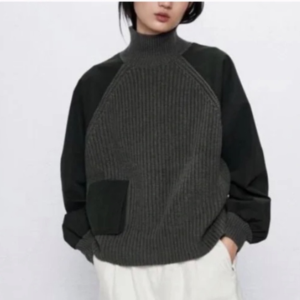 ZARA Mockneck Chunky Knit Sweater